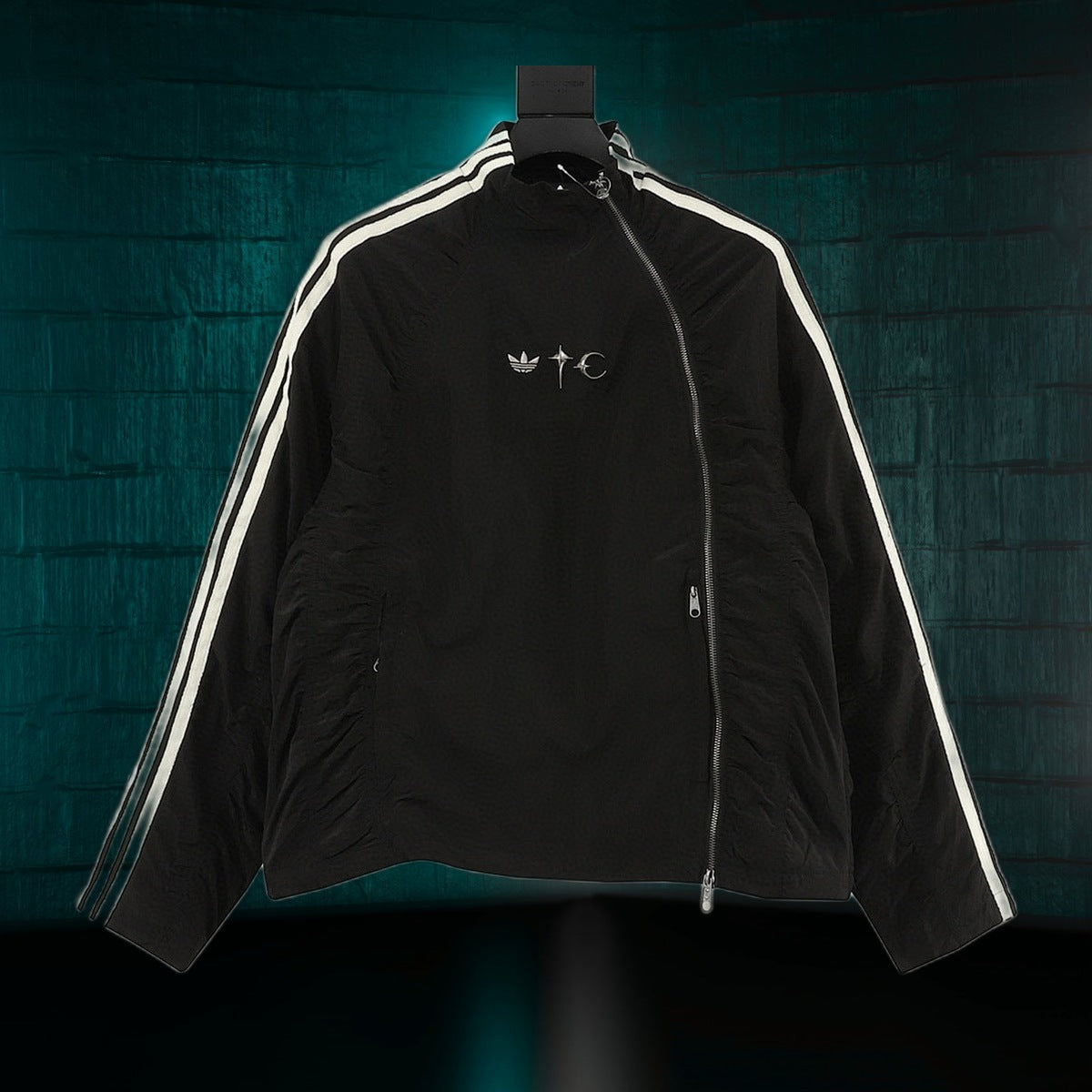 Adidas Originals Chaqueta THUG CLUB TRACKTOP 2026