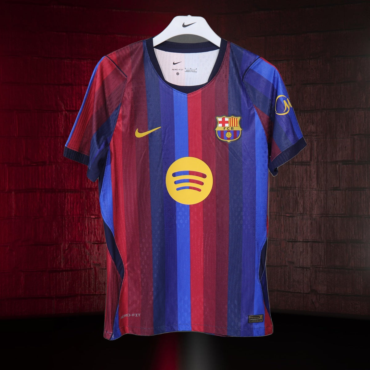 Barcelona 26 – 27 Jersey Local Authentic Rojo – Dorsal Incluido