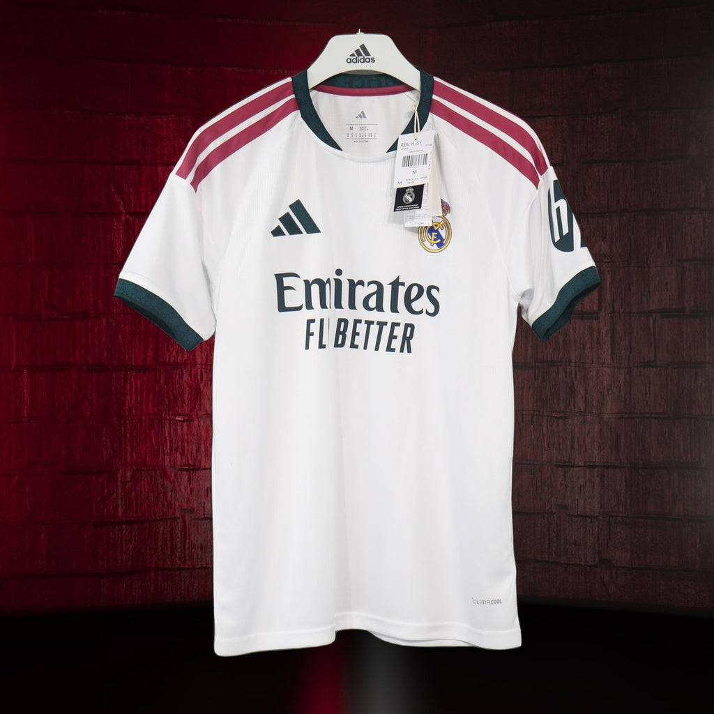 Real Madrid 26 – 27 Jersey Local Authentic Aficionado – Dorsal Incluido