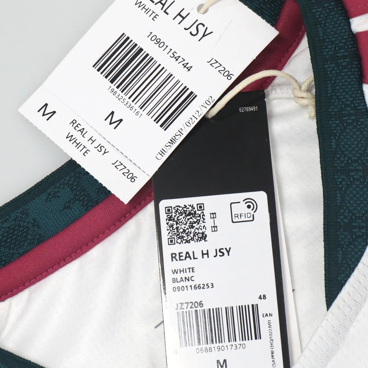 Real Madrid 26 – 27 Jersey Local Authentic Aficionado – Dorsal Incluido