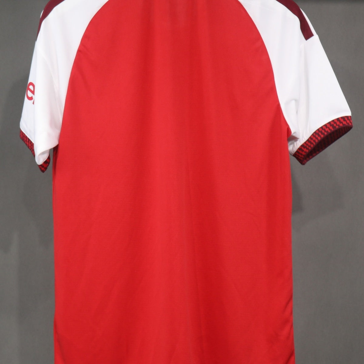 Arsenal 26 – 27 Jersey Local Authentic Aficionado – Dorsal Incluido