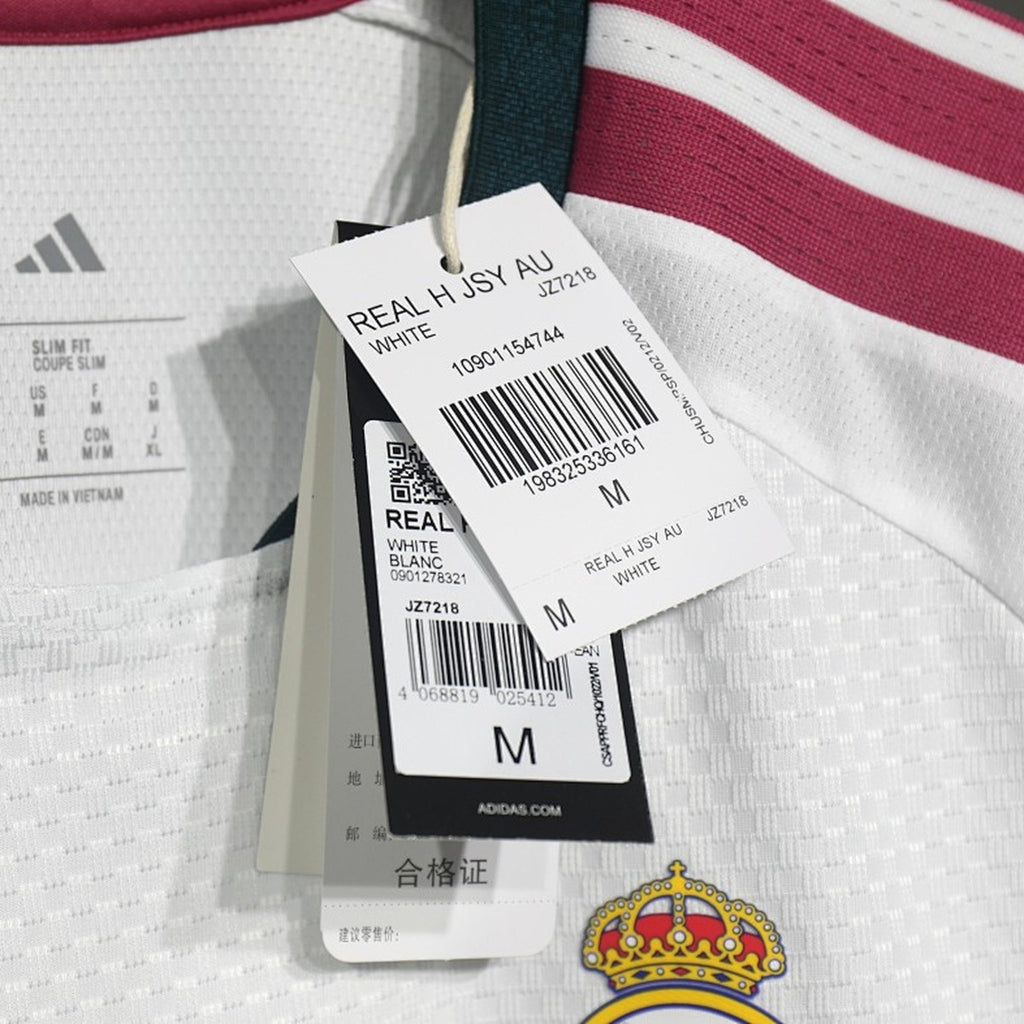 Real Madrid 26 – 27 Jersey Local Authentic Blanco – Dorsal Incluido
