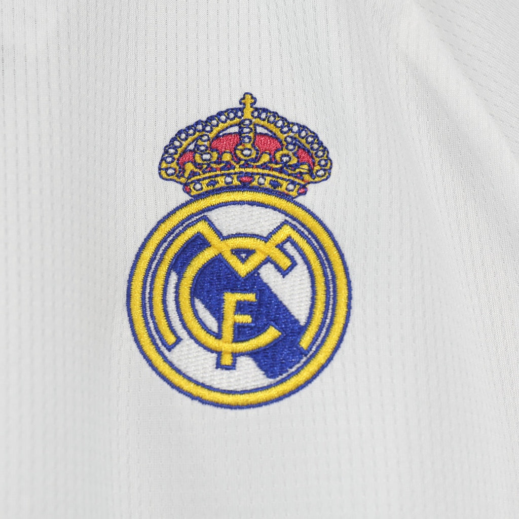 Real Madrid 26 – 27 Jersey Local Authentic Aficionado – Dorsal Incluido
