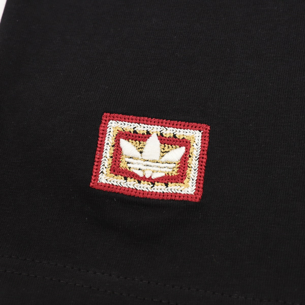Adidas Originals AD Originals Playera Shirt Especial Año 2026 Negro