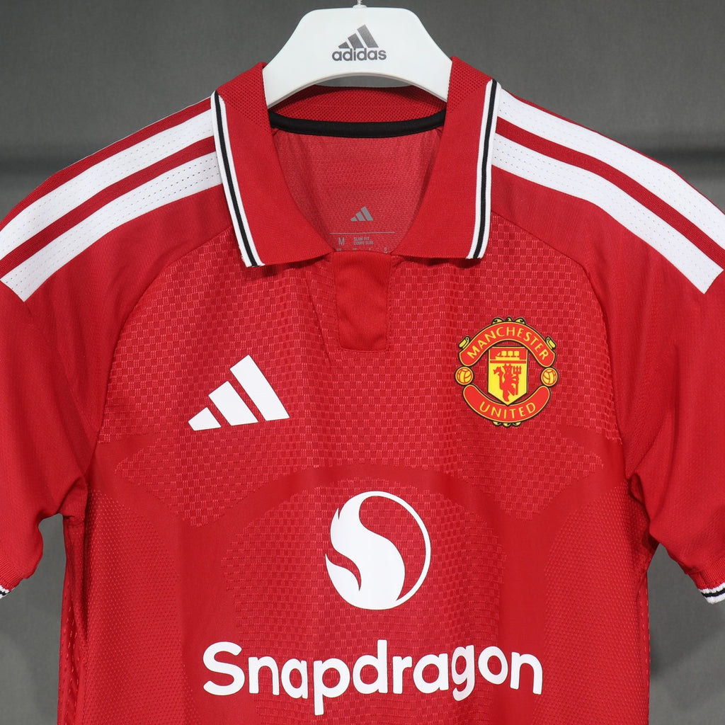Manchester United 2026 – 27 Jersey Local Authentic Rojo – Dorsal Incluido