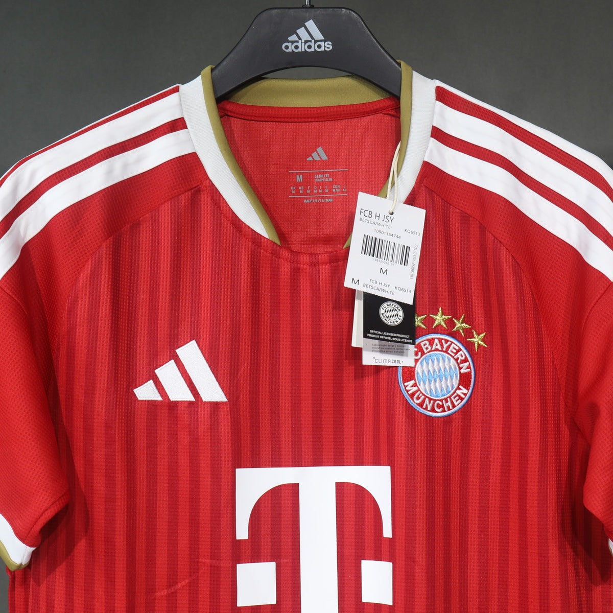 Bayern Múnich 26 – 27 Jersey Local Authentic Aficionado – Dorsal Incluido