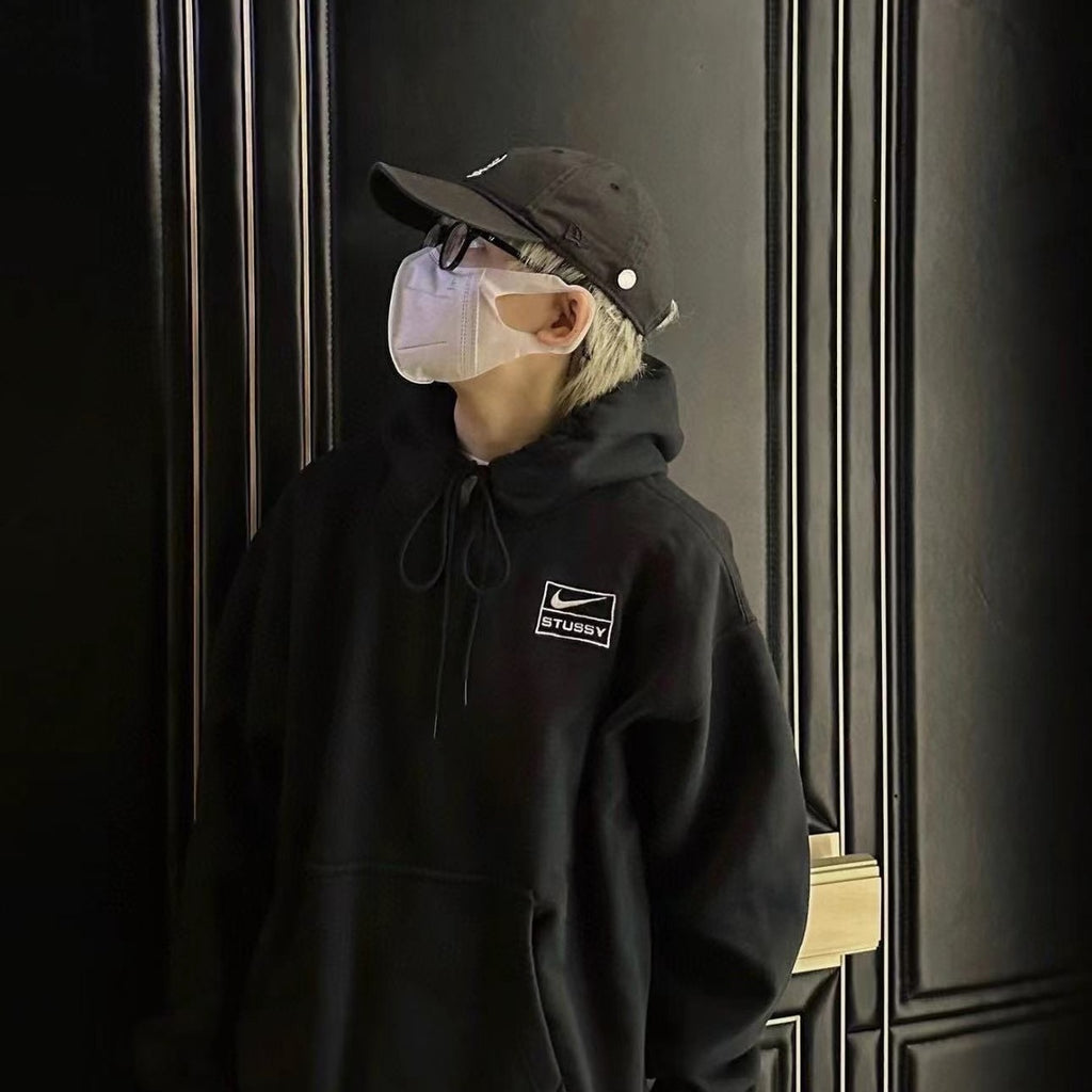 Nike Hoodie Stussy logo 2025 Negro