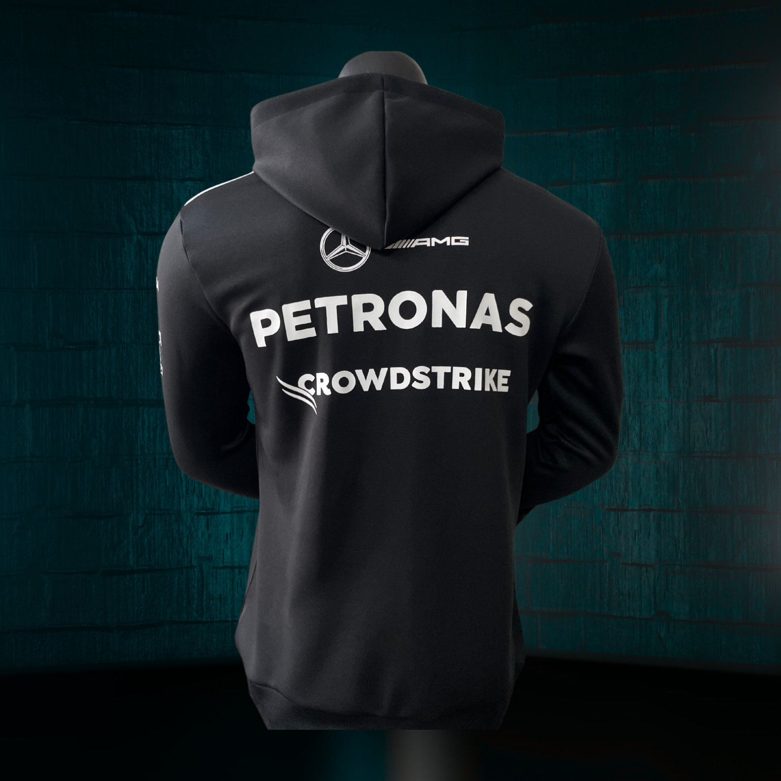 Sudadera Oficial Scuderia Mercedes - AMG Petronas 2025 con Capucha