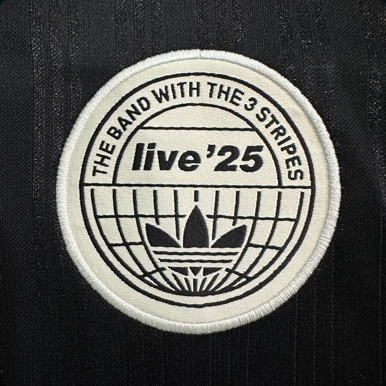 Oasis x Adidas – Jersey Tour Live ’25