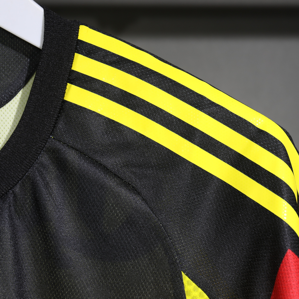 Club América 2025/26 – Jersey Local Authentic / Dorsal Incluido