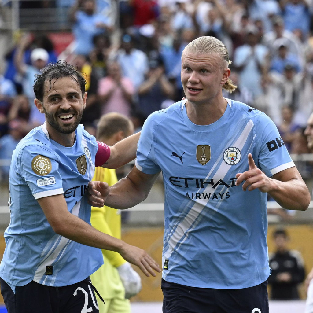 Manchester City 2025/26 – Jersey Local Autentic / Dorsal Incluido