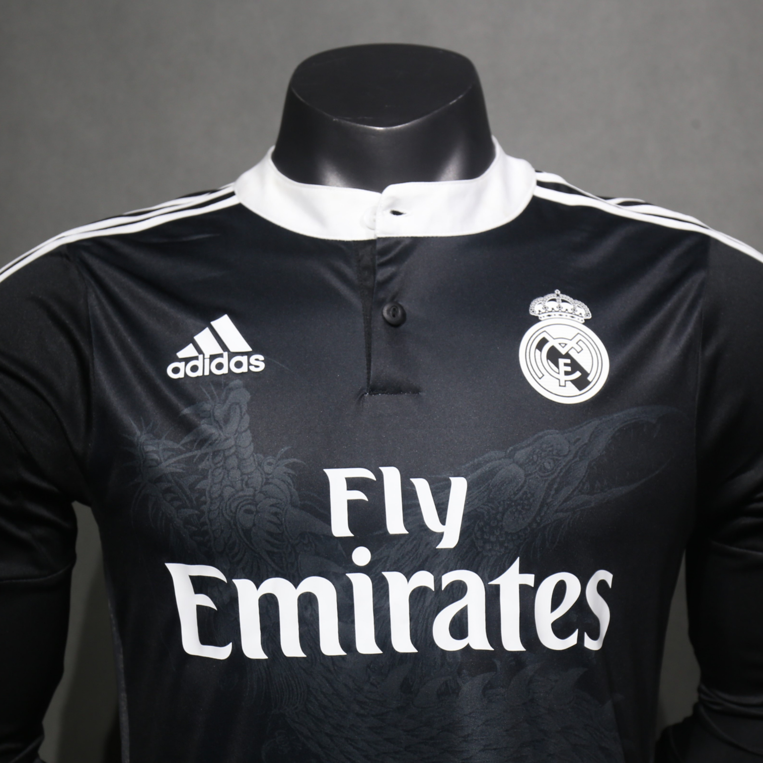 Real Madrid 2014/15 – Jersey Third Authentic Retro / Dorsal Incluido