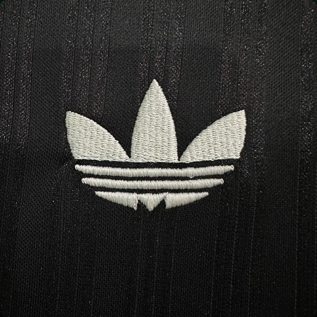 Oasis x Adidas – Jersey Tour Live ’25