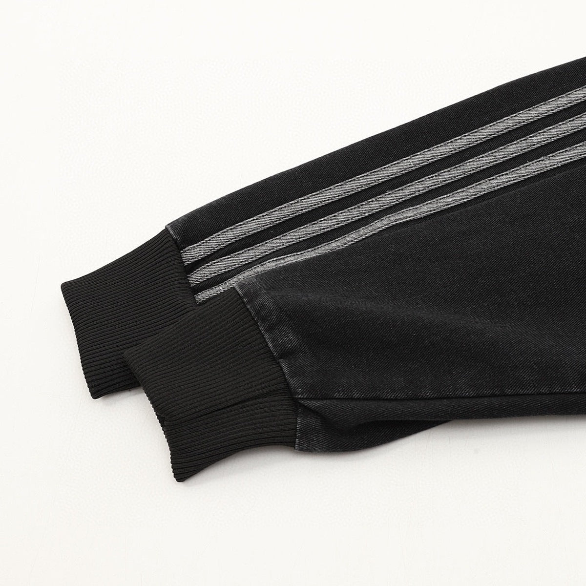 Adidas Originals Chaqueta de mezclilla negra 2025