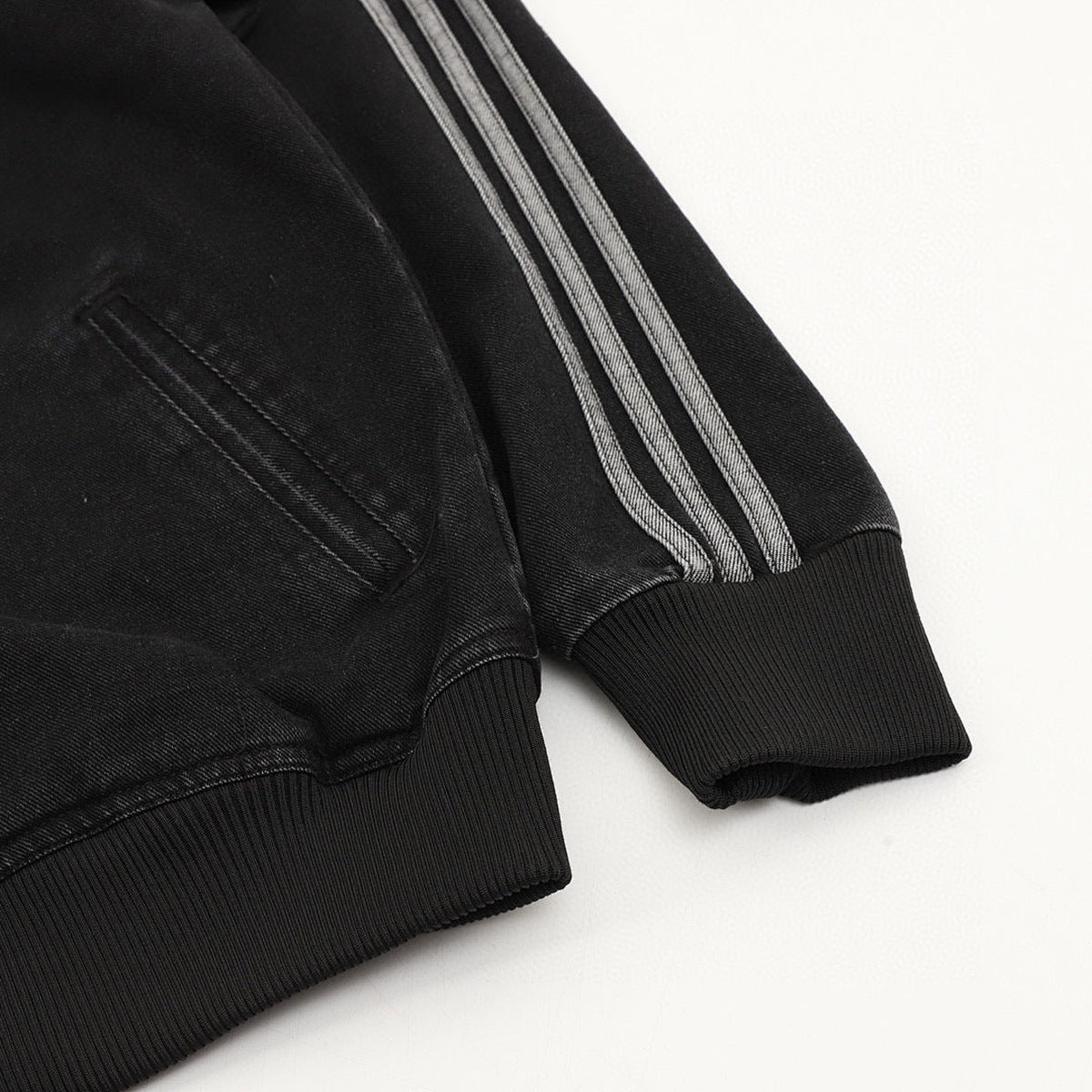 Adidas Originals Chaqueta de mezclilla negra 2025