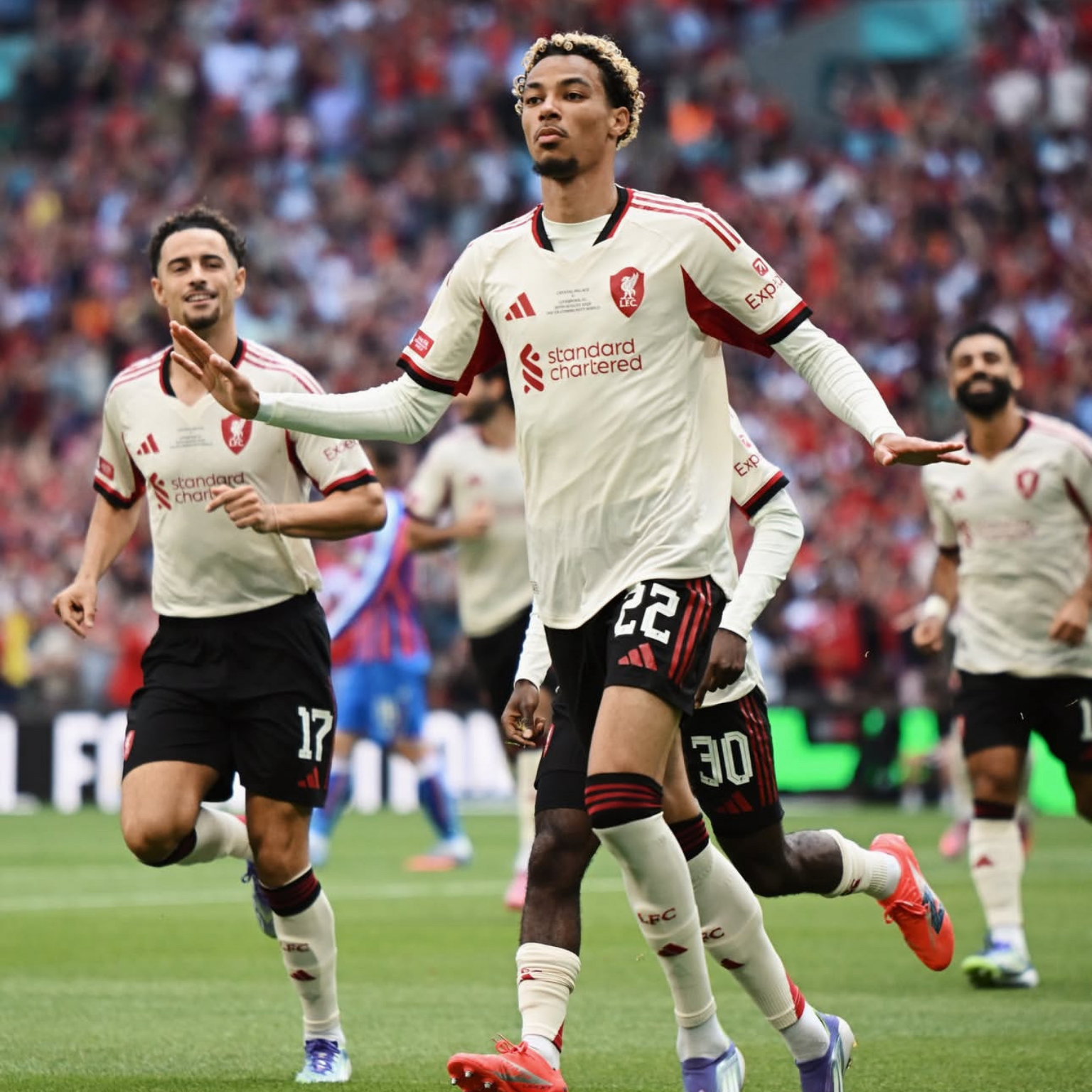 Liverpool 2025/26 – Jersey Visitante Authentic / Dorsal Incluido