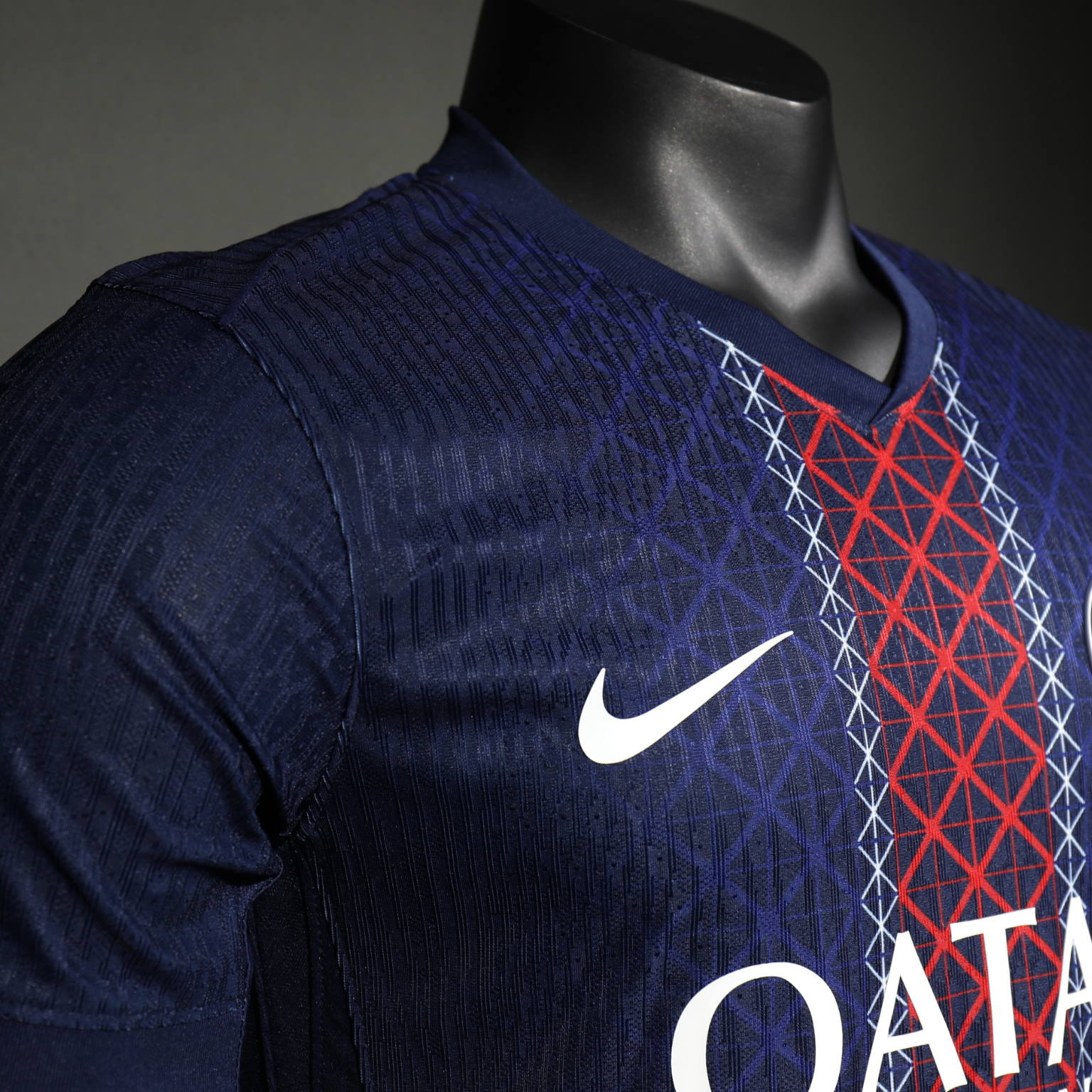 PSG 2025/26 – Jersey Local Authentic  / Dorsal Incluido
