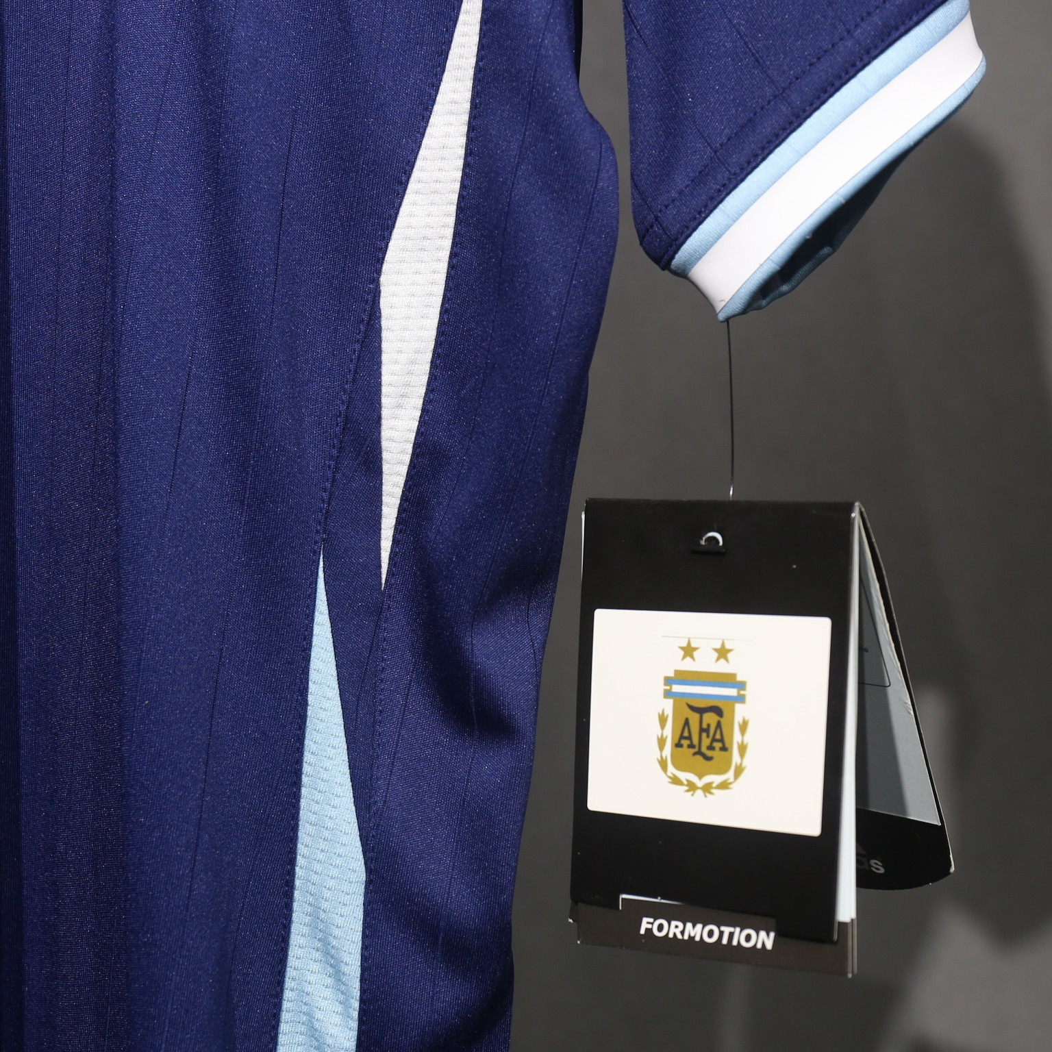 Argentina 2006 – Jersey Visitante Authentic Retro / Dorsal Incluido