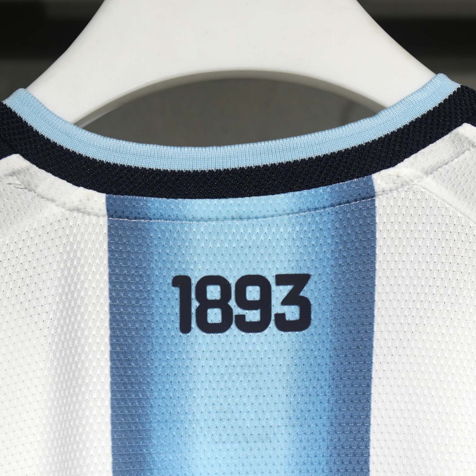 Argentina Local 2026 — Messi · Parche Mundial · Authentic · Entrega inmediata