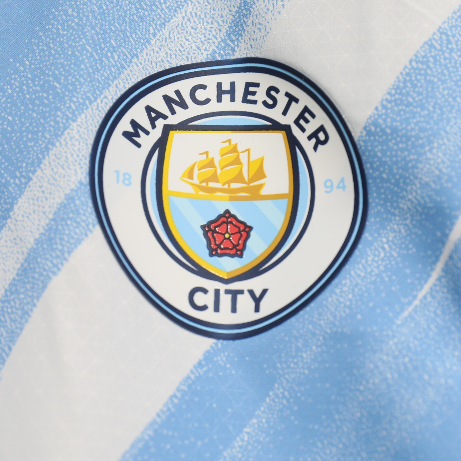 Manchester City 2025/26 – Jersey Local Authentic  / Dorsal Incluido