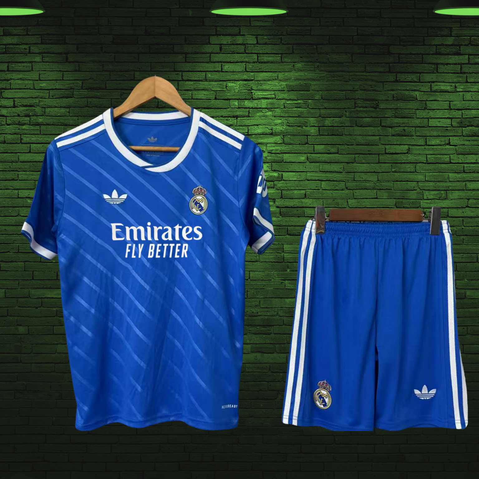 Real Madrid 2025 Tercera / Jersey de Niño