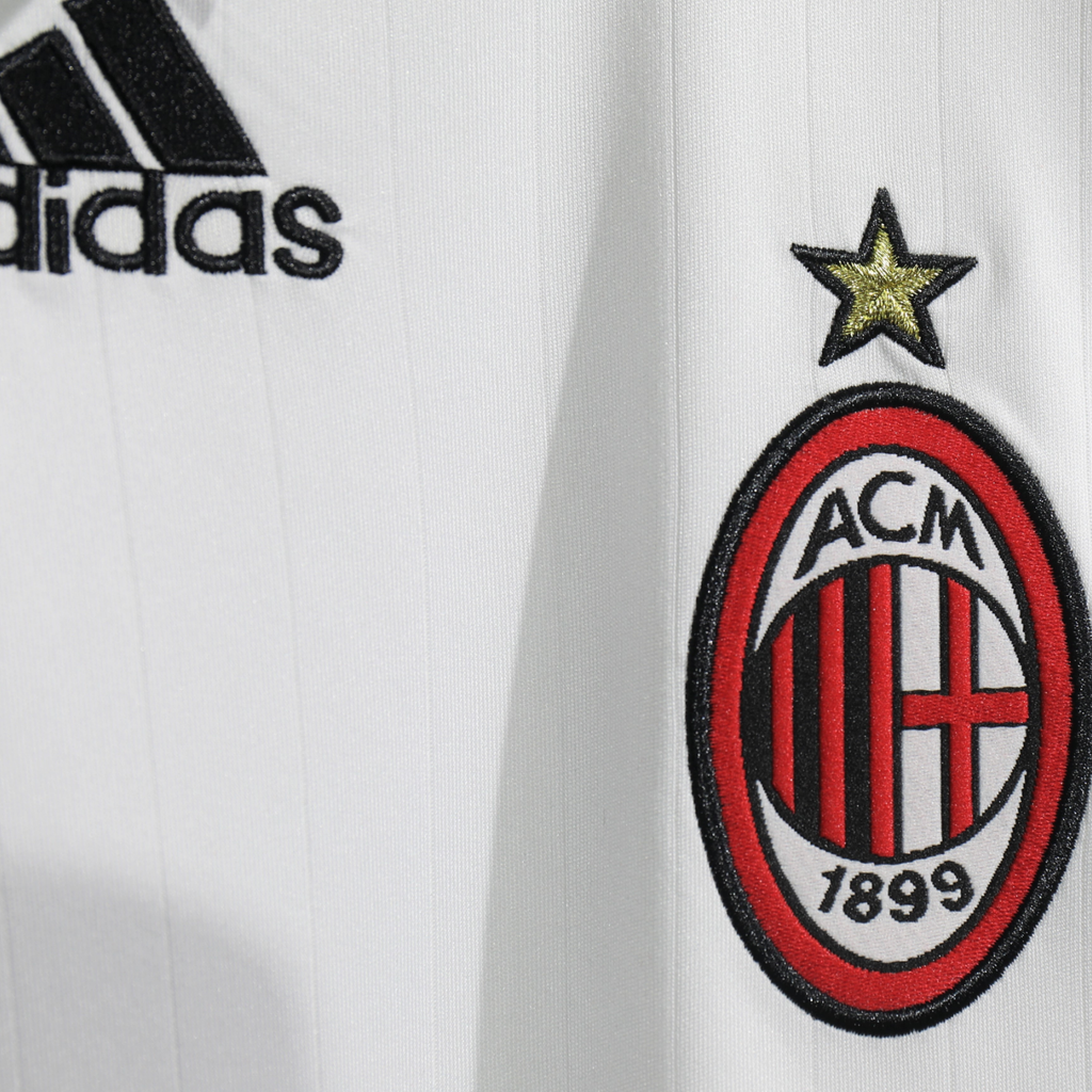 AC Milan 2006/07 – Jersey Visitante Authentic Retro / Dorsal Incluido