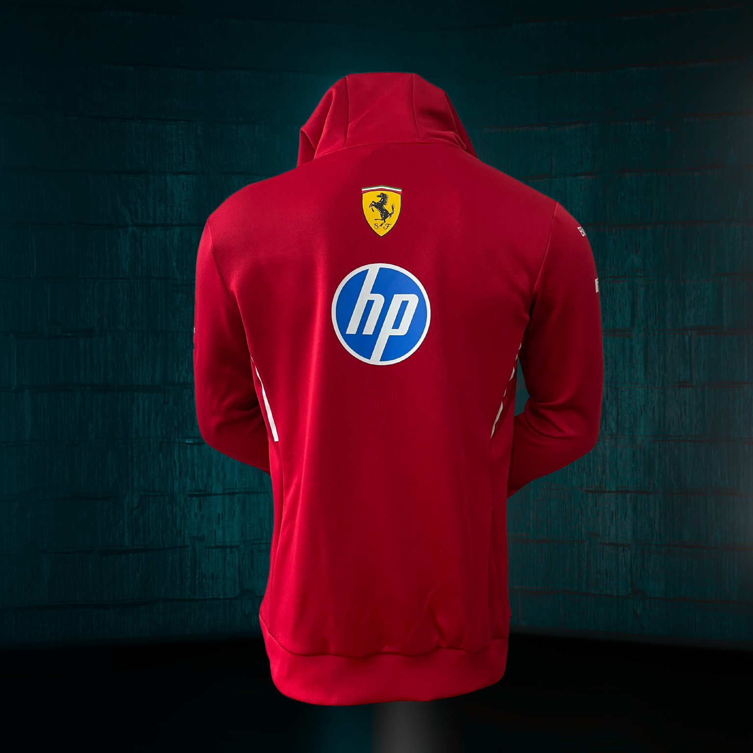 Sudadera Oficial Scuderia Ferrari 2025 con Capucha