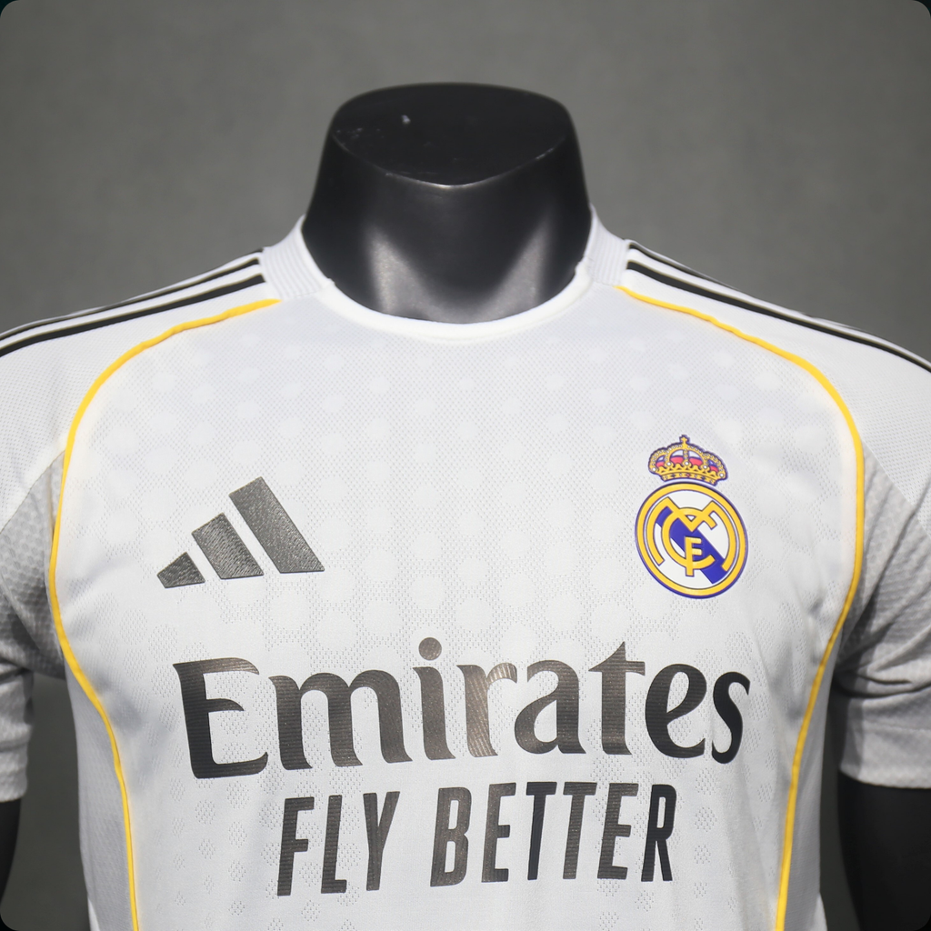 Real Madrid 2025/26 – Jersey Local Authentic / Dorsal Incluido