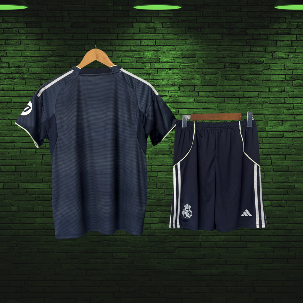 Real Madrid 2025 Visitante / Jersey de Niño