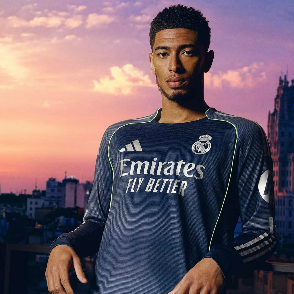 Real Madrid 2025/26 – Jersey Authentic Visitante de Manga Larga