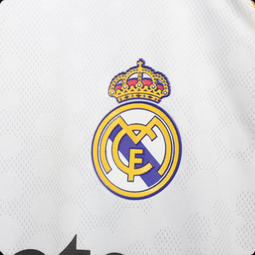 Real Madrid 2025/26 – Jersey Local Authentic / Dorsal Incluido