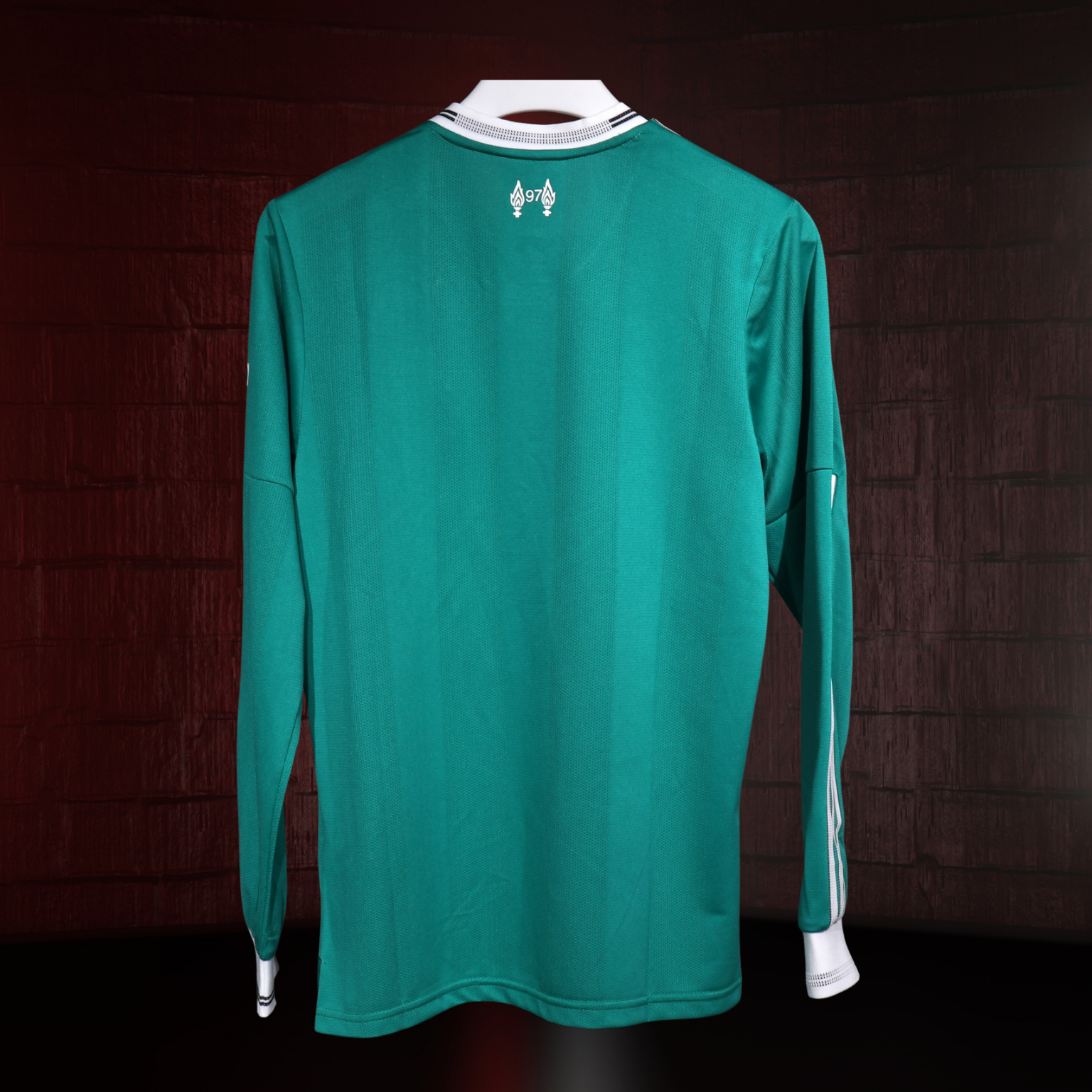 Liverpool 2025/26 – Jersey Tercero Manga Larga Authentic / Dorsal Incluido