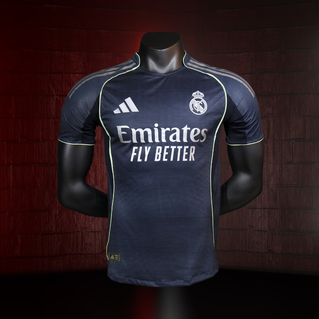 Real Madrid 2025/26 – Jersey Local Autentic / Dorsal Incluido