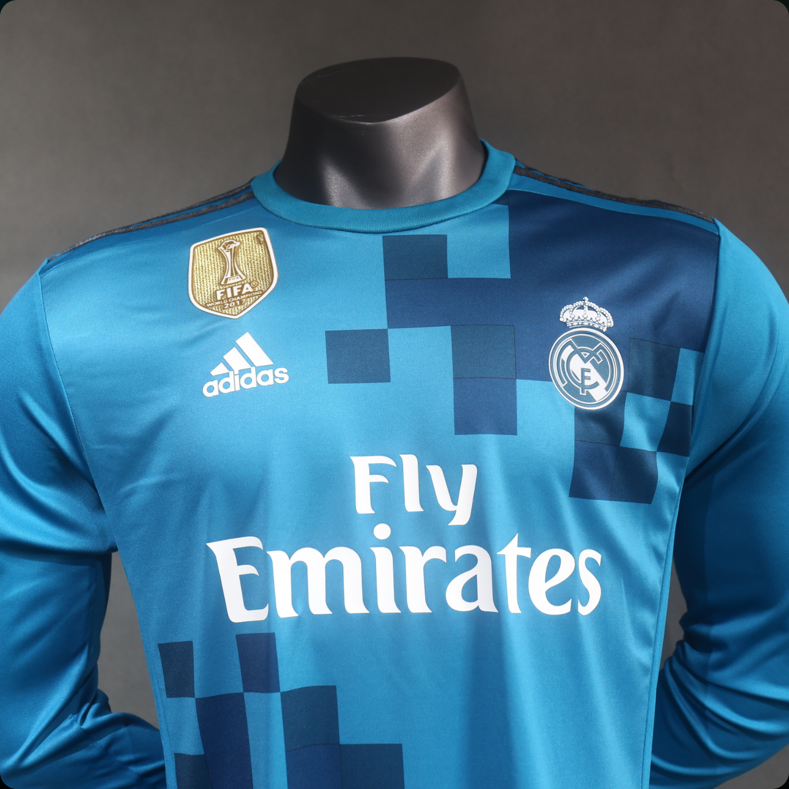 Real Madrid 2017/18 – Jersey Tercera Authentic Retro Manga Larga / Dorsal Incluido