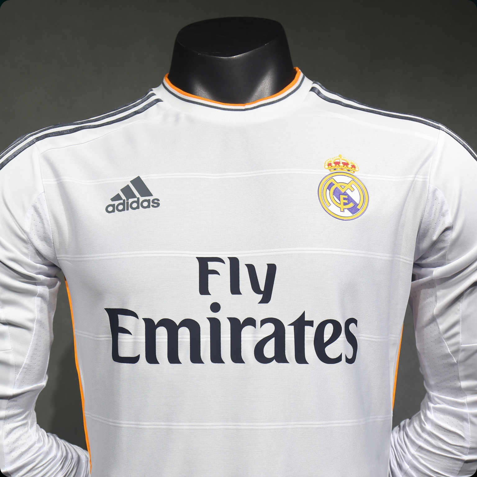 Real Madrid 2013/14 – Jersey Local Authentic Retro Manga Larga / Dorsal Incluido