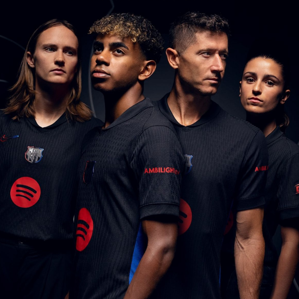 FC Barcelona 2024/25 – Jersey Visitante Authentic  / Dorsal Incluido