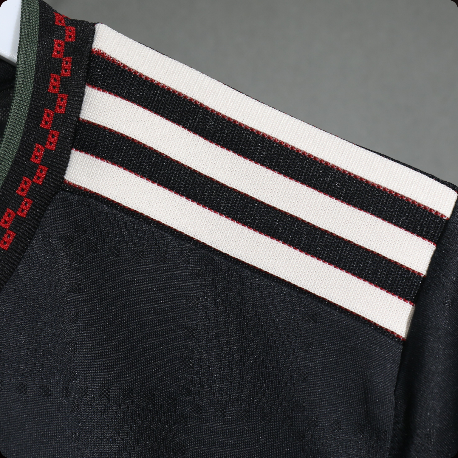 FC Bayern München 2025/26 - Tercer Jersey  Authentic