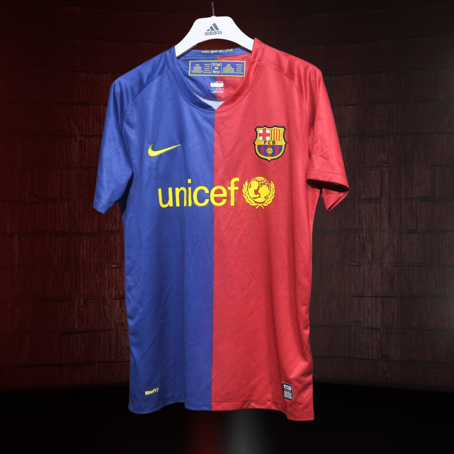 FC Barcelona 2008/09 - Local Jersey Retro Authentic