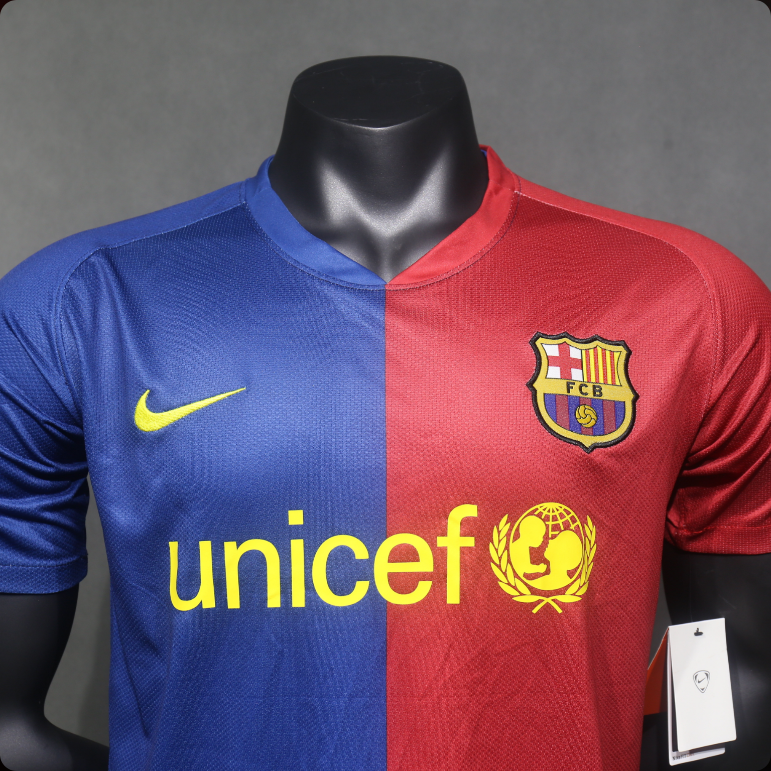 FC Barcelona 2008/09 - Local Jersey Retro Authentic