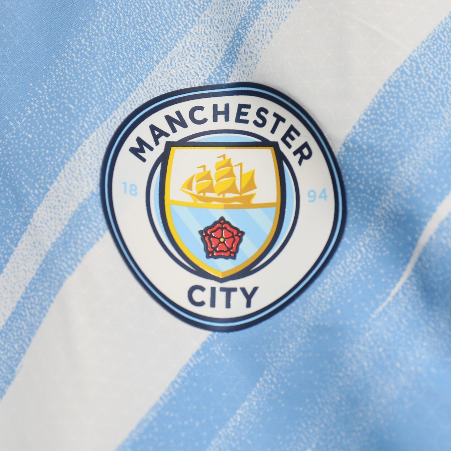 Manchester City 2025/26 – Jersey Local Autentic / Dorsal Incluido