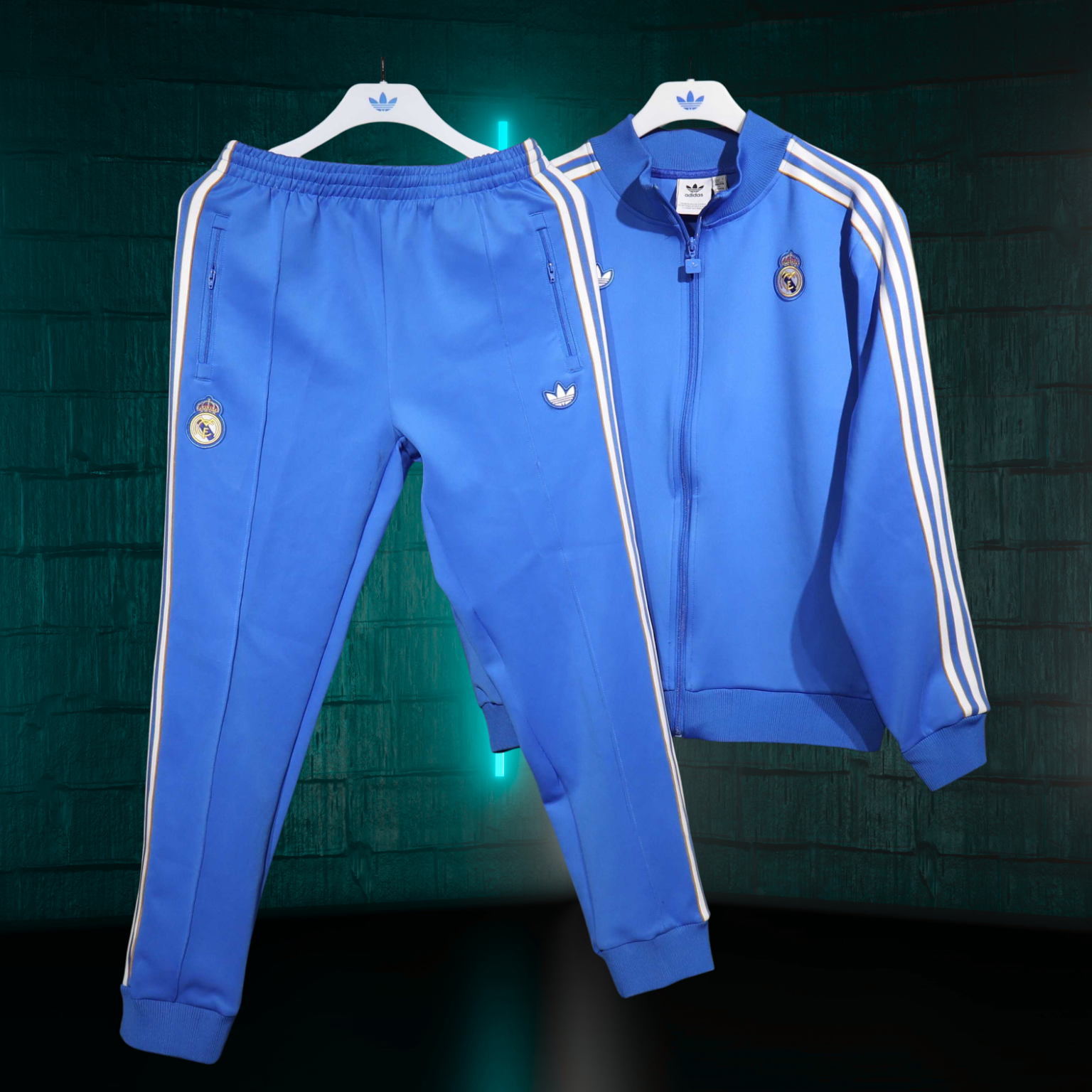 Conjunto Terrace Icons Track Real Madrid (2025/26) – Authentic
