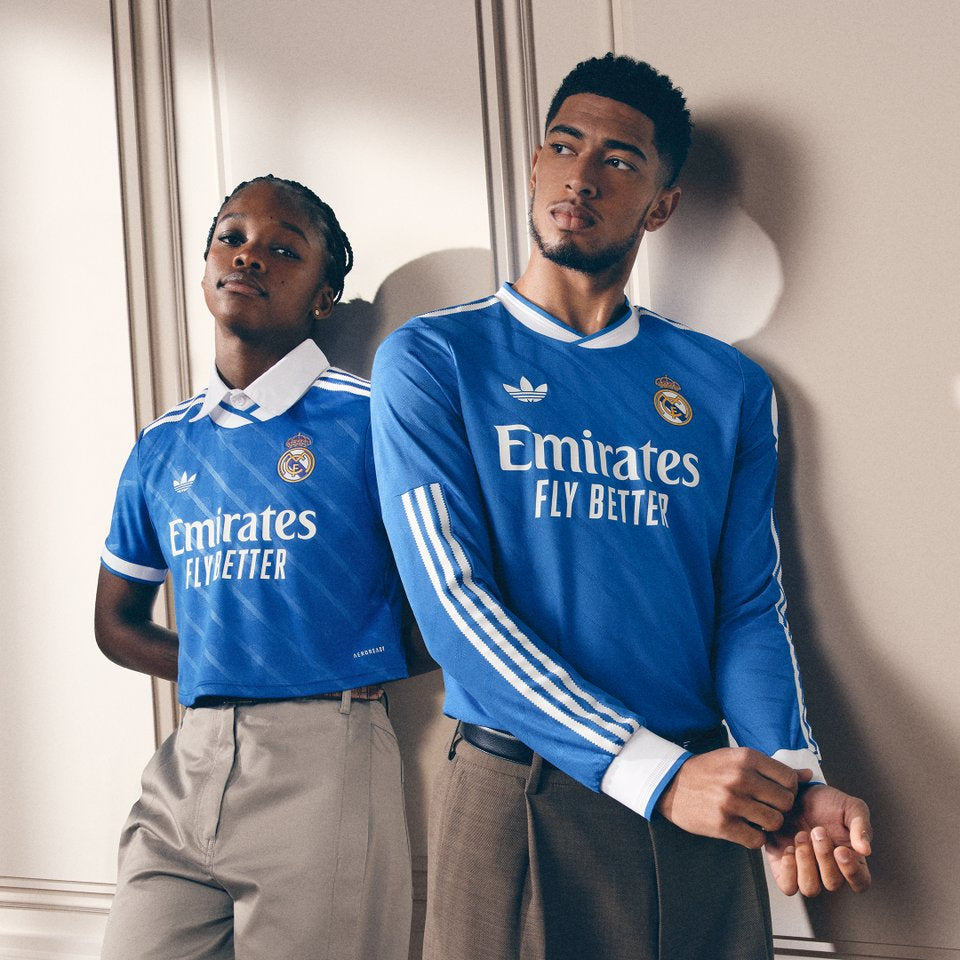 Real Madrid 2025/26 – Jersey Tercera Manga Larga Authentic / Dorsal Incluido