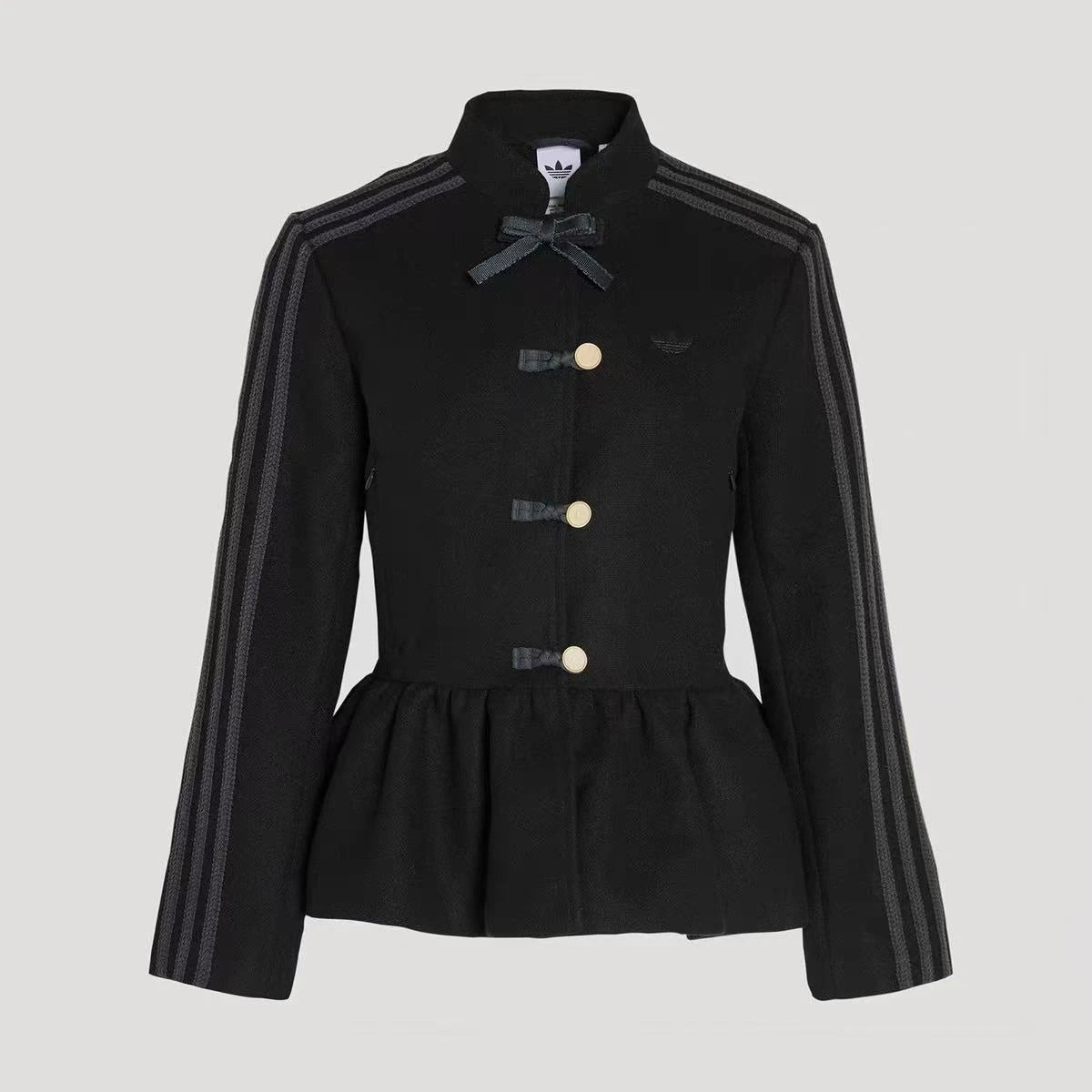 Chaqueta adidas Peplum bordada mujer color negro estilo oriental con alamares