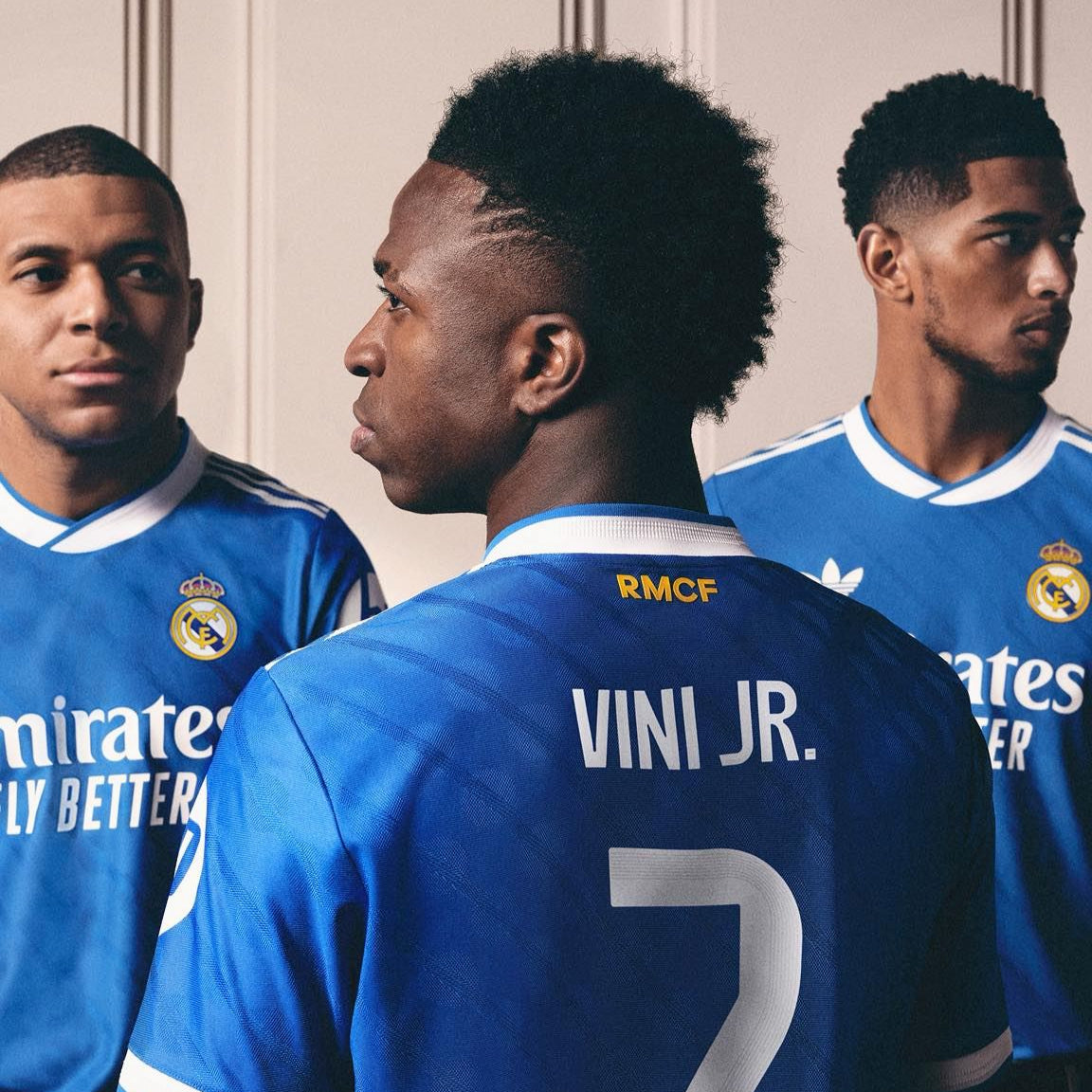 Real Madrid 2025/26 – Jersey Terecero Authentic / Dorsal Incluido